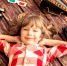 child-playing-home-kid-with-vintage-cinema-objects-entertainment-concept-top-view_411285-6375 - NeruLife.Ru
